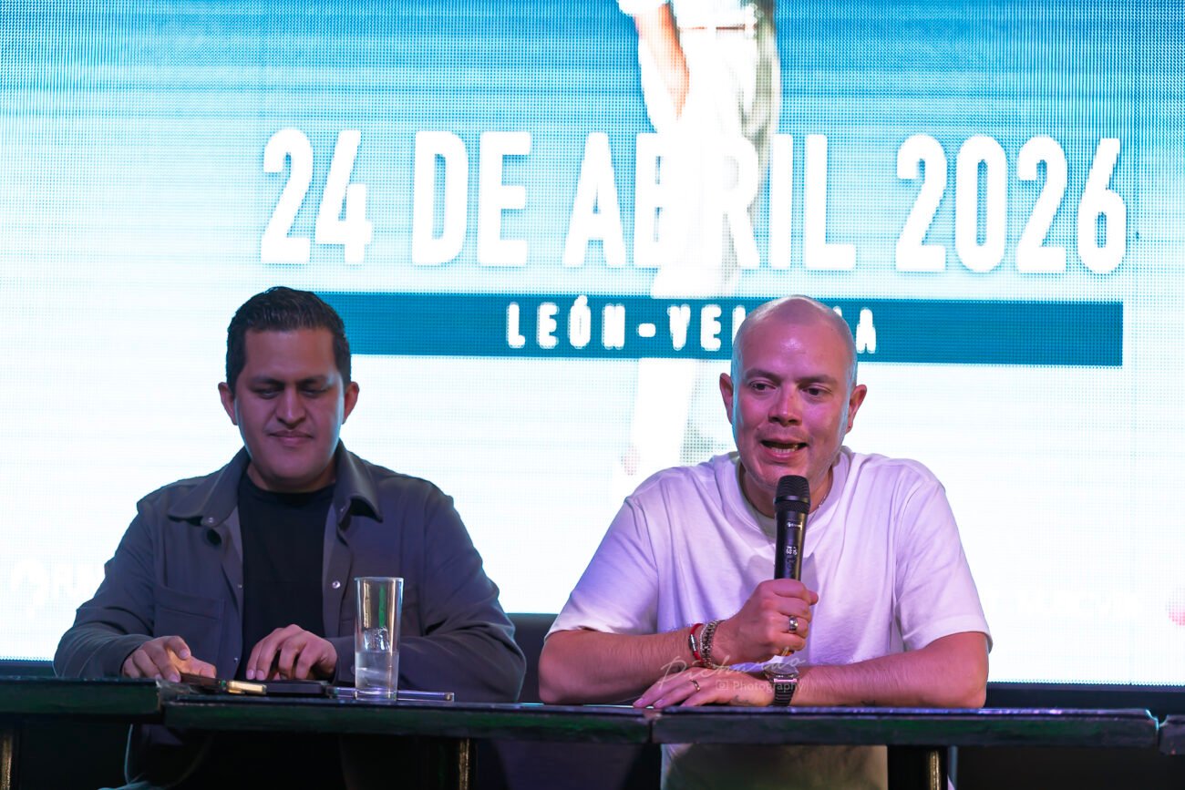 Anuncio en rueda de prensa de la fecha oficial del concierto de Ricardo Montaner el 24 de abril de 2026 en la Velaria de León.