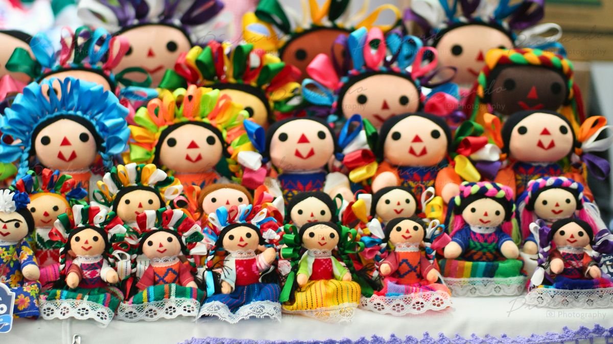Muñecas artesanales Lele en el Festival de Verano Vive León, León, Guanajuato. Foto por PichardoMX.