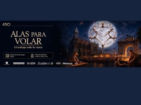 Cartel de Alas para volar en Plaza Expiatorio de León GTO