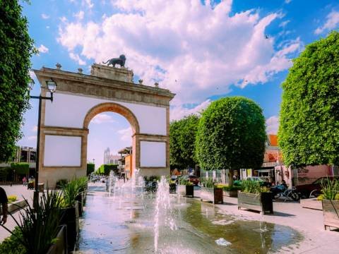 Hotel Hilton Garden Inn cerca de Poliforum