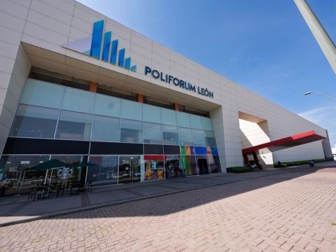 Fachada de Poliforum León