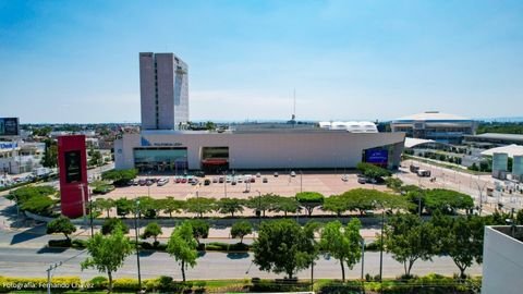 Toma aérea del complejo Poliforum León. Foto por PichardoMX.